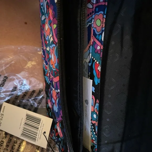 Vera Bradley wallet/wristlet - Picture 7 of 12